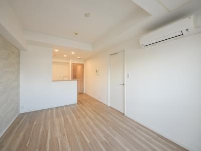 中央区新川２丁目のマンション