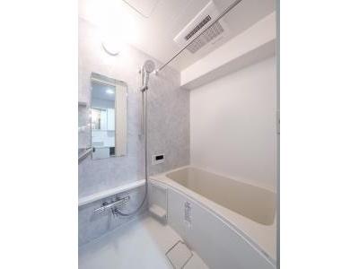中央区新川２丁目のマンション
