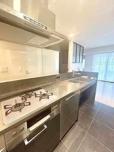 中央区新川１丁目のマンション