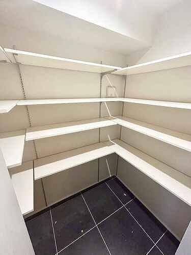 中央区新川１丁目のマンション