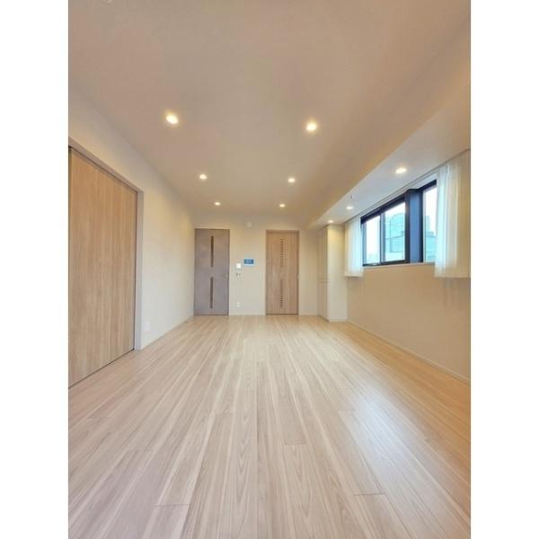 千代田区麹町３丁目のマンション