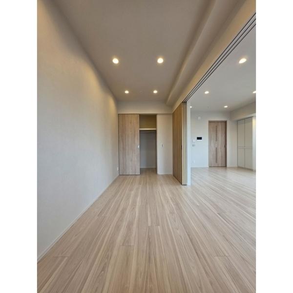 千代田区麹町３丁目のマンション