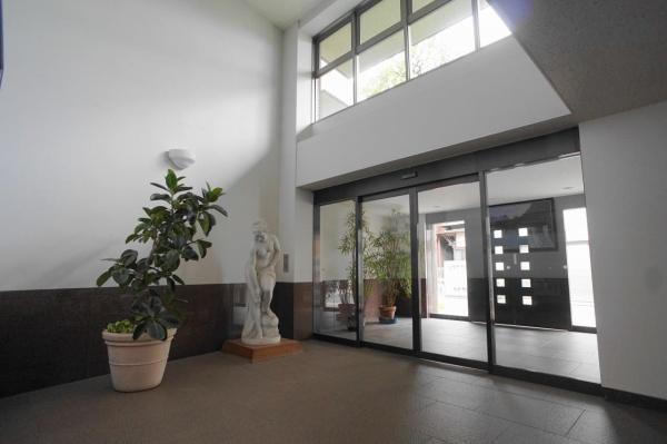 目黒区目黒４丁目のマンション