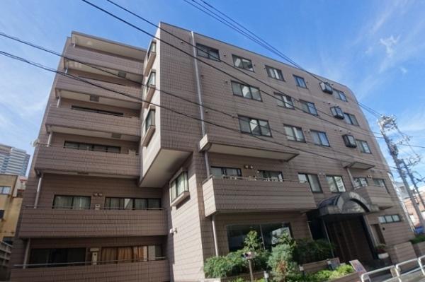 新宿区市谷仲之町のマンション