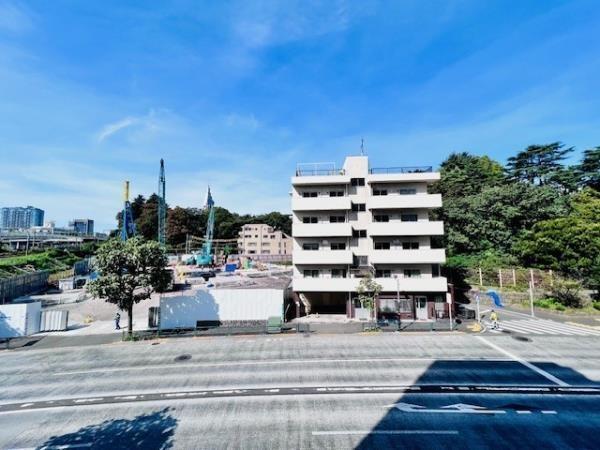 新宿区大京町のマンション