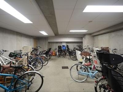 千代田区麹町２丁目のマンション