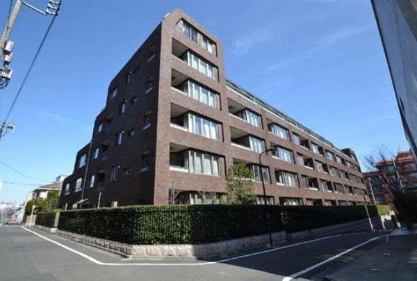 新宿区南元町のマンション