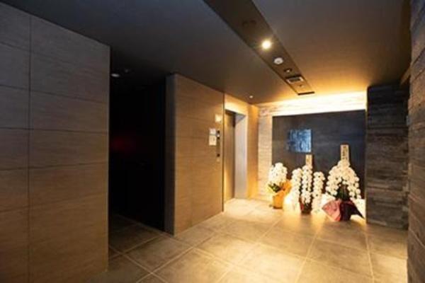 新宿区新宿１丁目のマンション
