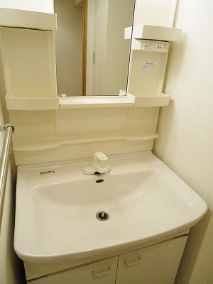 渋谷区上原１丁目のマンション