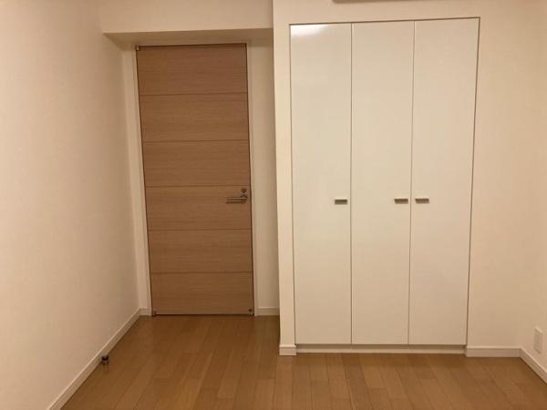 新宿区市谷仲之町のマンション