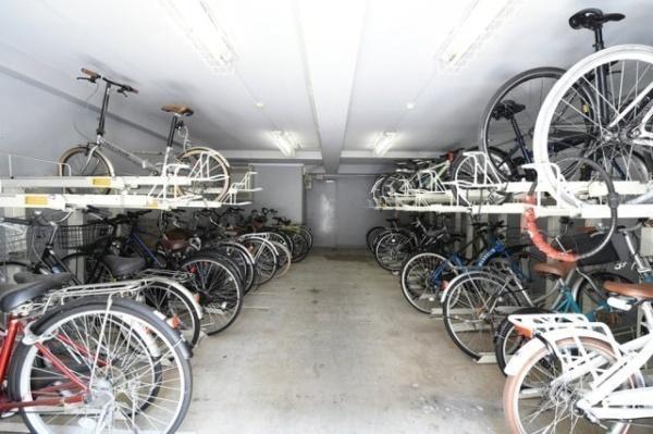 文京区本駒込２丁目のマンション
