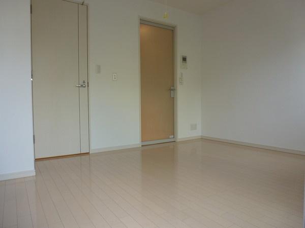 目黒区上目黒３丁目のマンション