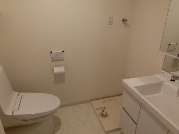 渋谷区神宮前３丁目のマンション