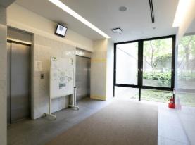 中央区日本橋箱崎町のマンション