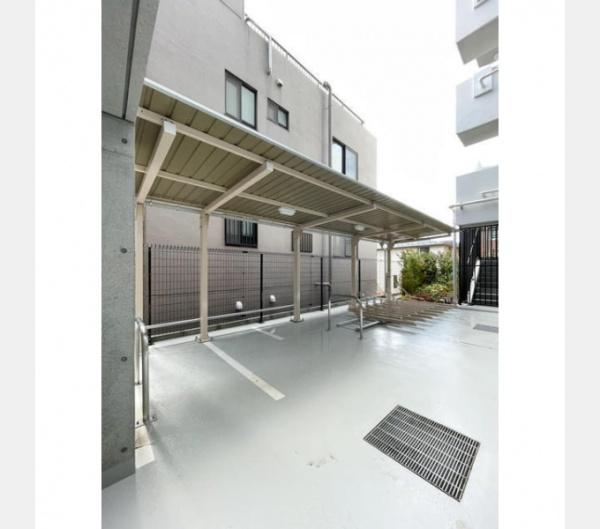 渋谷区上原３丁目のマンション