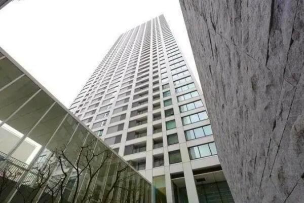 港区虎ノ門４丁目のマンション