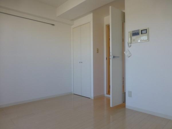 中央区日本橋本町３丁目のマンション