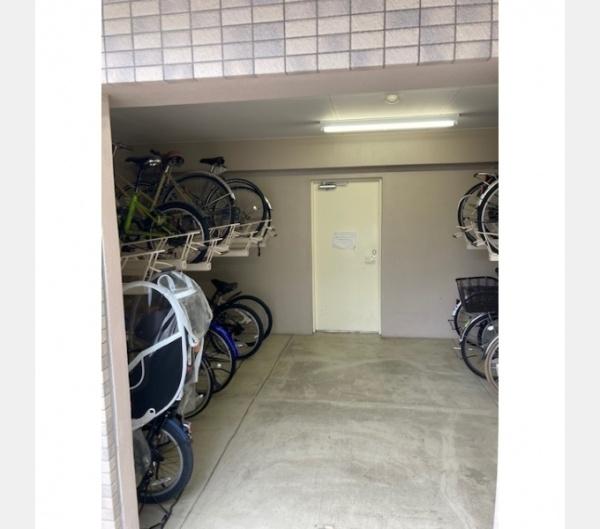 世田谷区下馬５丁目のマンション