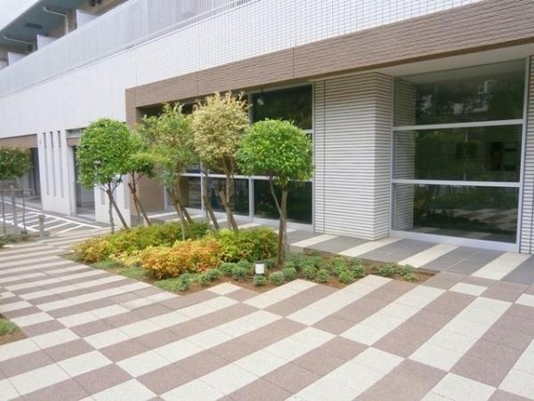 新宿区西早稲田２丁目のマンション
