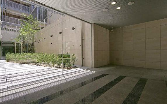 新宿区若葉１丁目のマンション