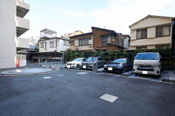 新宿区市谷薬王寺町のマンション
