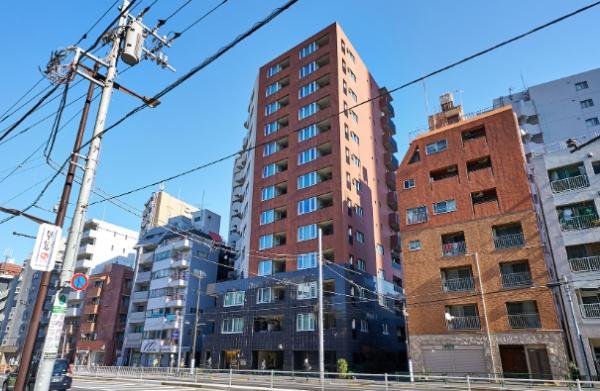 新宿区市谷薬王寺町のマンション