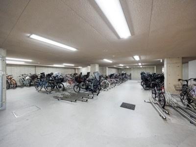 新宿区原町３丁目のマンション