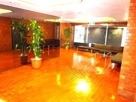 港区南青山６丁目のマンション