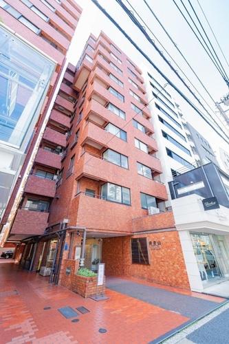 港区南青山6丁目のマンション