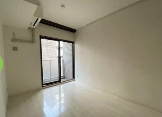 渋谷区代々木４丁目のマンション