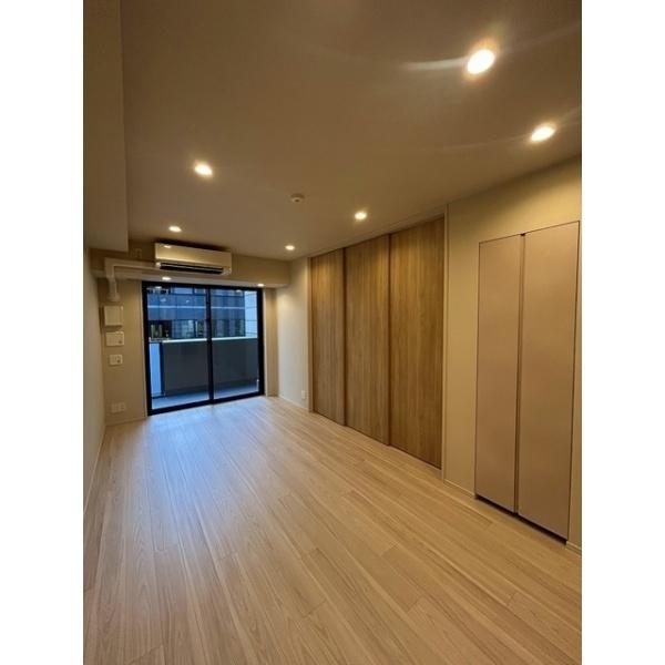千代田区麹町３丁目のマンション