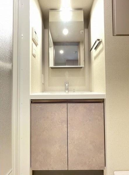世田谷区下馬１丁目のマンション