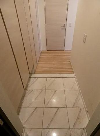 新宿区西新宿５丁目のマンション