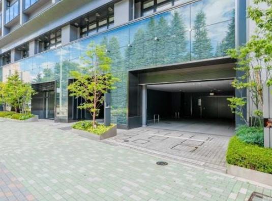 新宿区市谷本村町のマンション