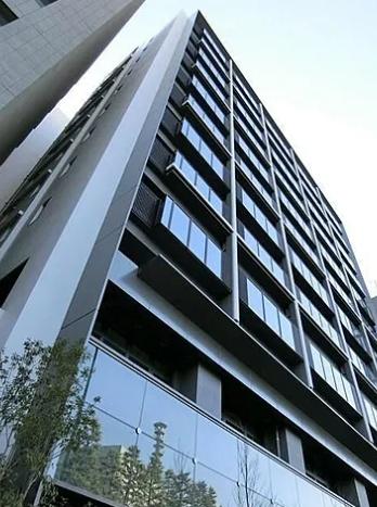 新宿区市谷本村町のマンション