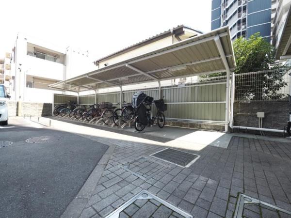 新宿区北新宿１丁目のマンション