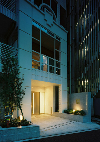 中央区新川２丁目のマンション
