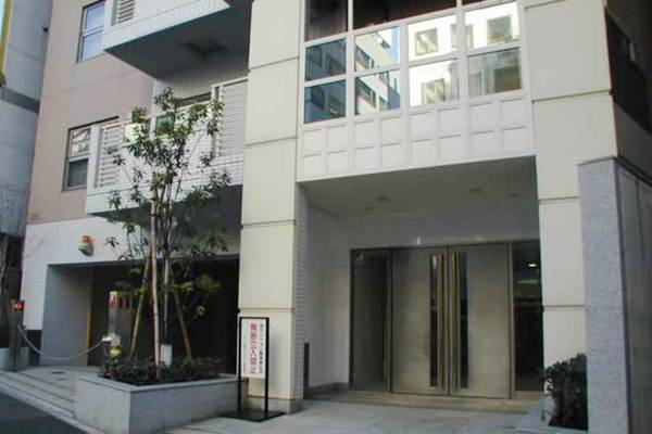 中央区新川２丁目のマンション