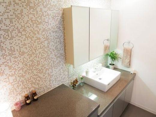 中央区新川２丁目のマンション