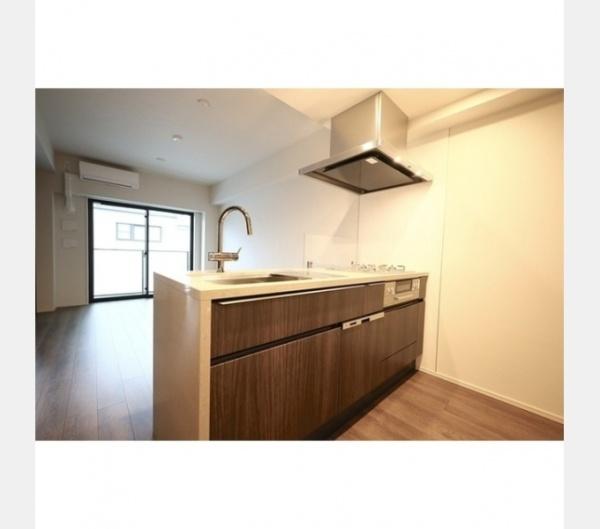 渋谷区本町４丁目のマンション