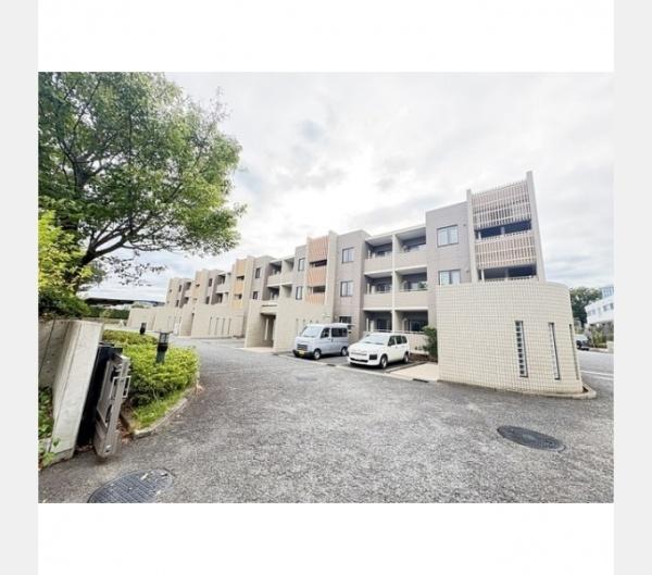 世田谷区瀬田１丁目のマンション