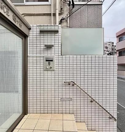 渋谷区本町５丁目のマンション