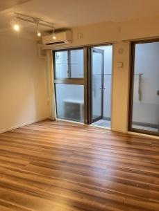 渋谷区本町５丁目のマンション