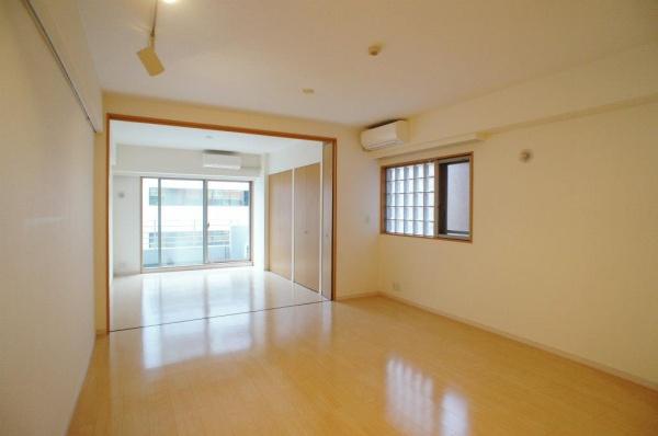 港区芝２丁目のマンション