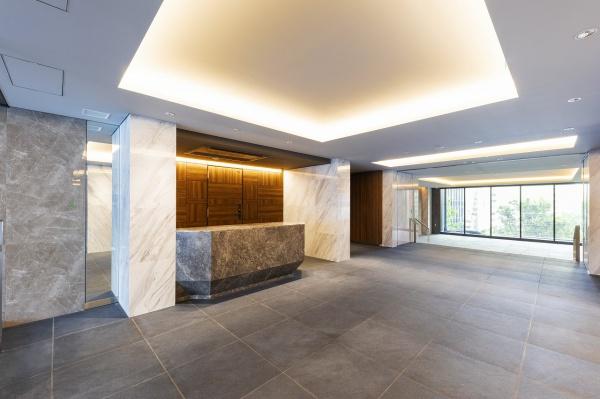 港区三田４丁目のマンション