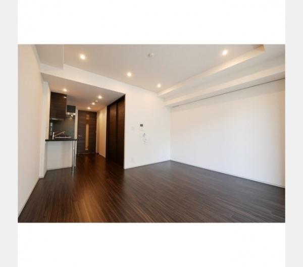 新宿区新宿６丁目のマンション
