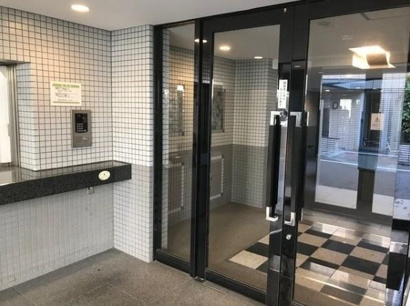 渋谷区千駄ヶ谷３丁目のマンション