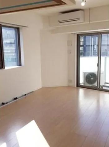 中央区新川１丁目のマンション