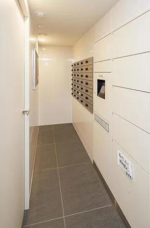 中央区新川１丁目のマンション