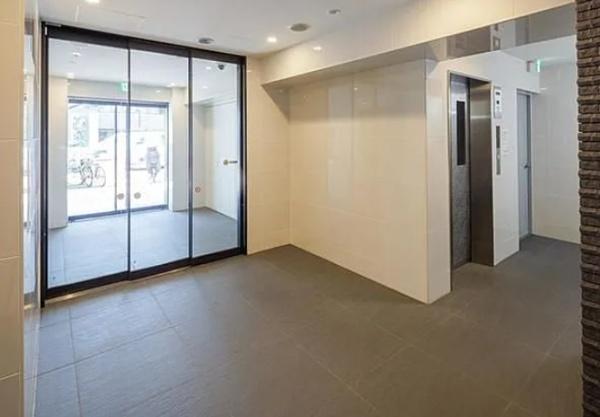 中央区新川１丁目のマンション